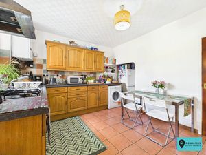 Kitchen/Diner - click for photo gallery